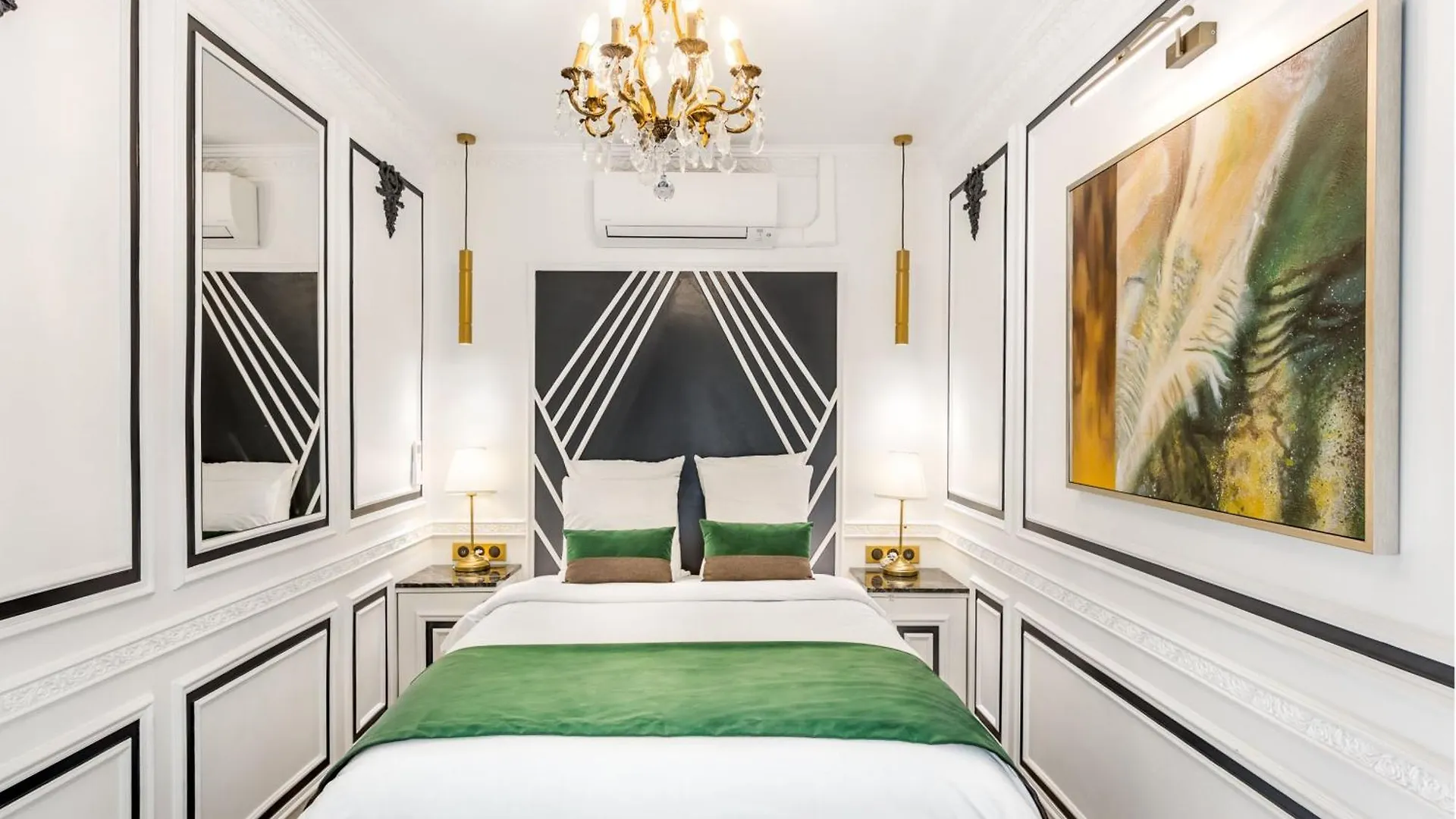 Merveil - Luxury Suite -Champs Elysees- Ponthieu I Paris Apartment