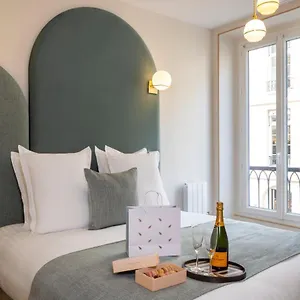 Apartment Yuna Saint-honore - Serviced